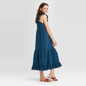 UNIVERSAL THREAD Tiered Ruffle 100% Cotton Gauze
Maxi Dress Size Medium